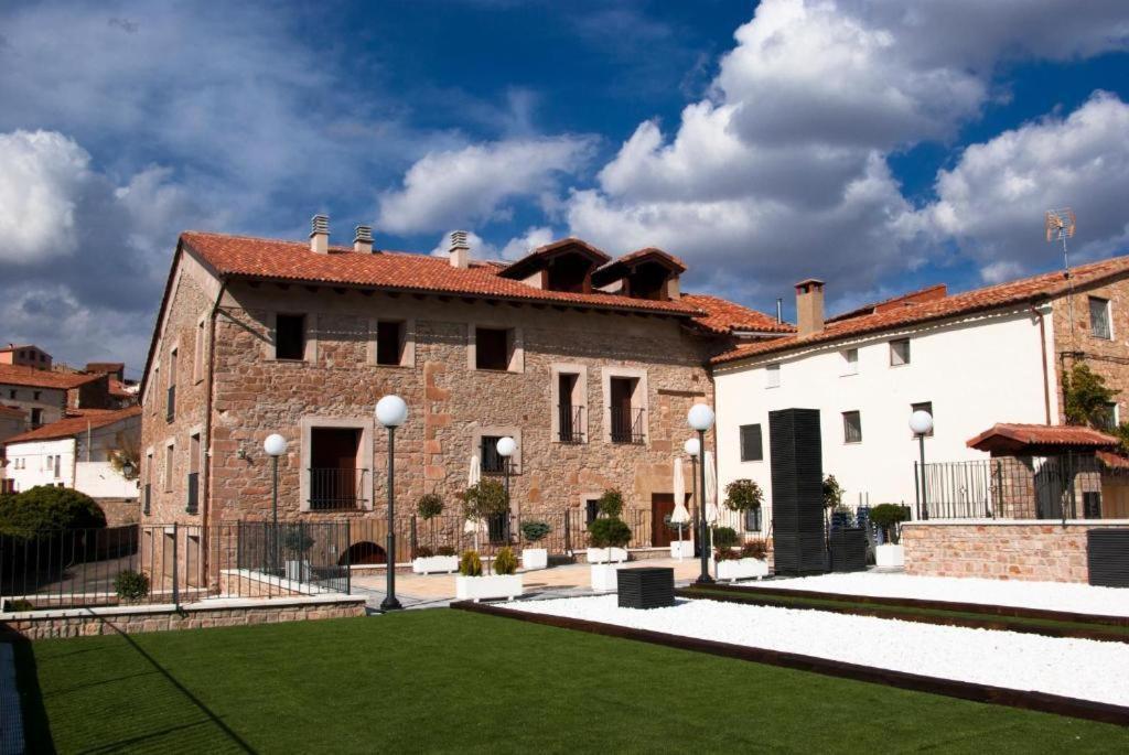 Hotel Palacio Ivan Tarin Monteagudo del Castillo 외부 사진